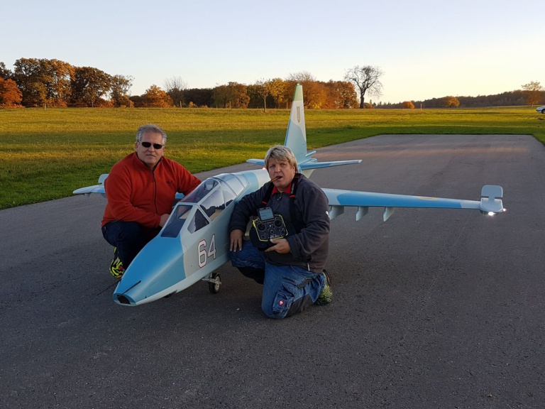 Cockpit unseres Kunden einer SU 25 Frogfood.