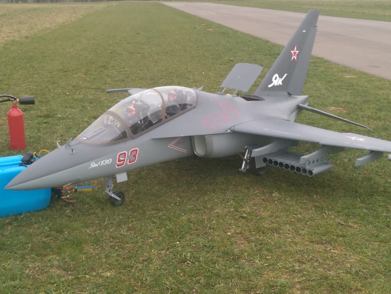 Cockpit unseres Kunden einer Jakowlew Jak-130.